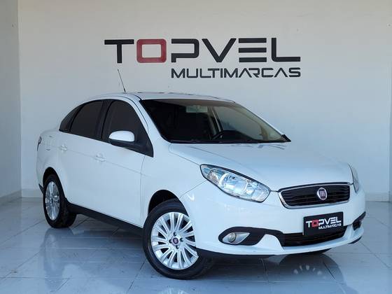FIAT GRAND SIENA 1.6 MPI ESSENCE 16V FLEX 4P MANUAL FIAT GRAND SIENA 1.6 MPI ESSENCE 16V FLEX 4P MANUAL